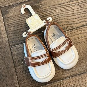 Vintage baby GAP Boys Slip On Loafers infant newborn up to 3 Mos.
